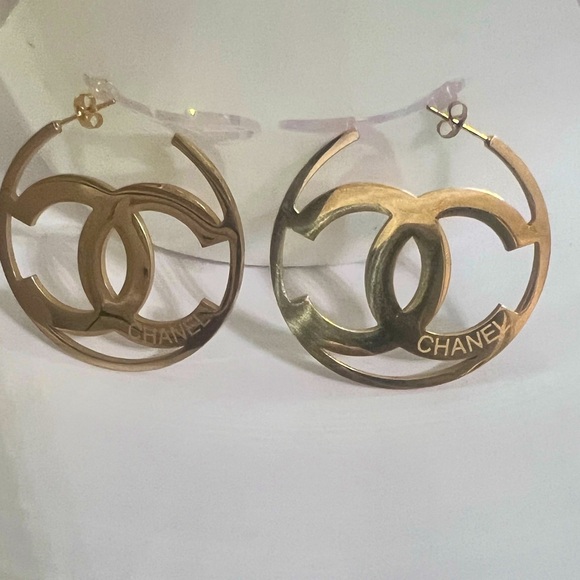 ❤️Choose a Style❤️Gold Logo Hoop Earrings 1.77in close 2inch - Picture 3 of 7